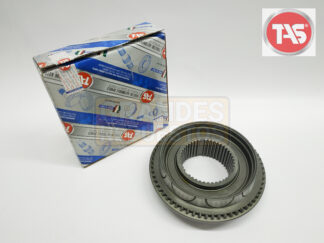 CONO ACOPLE CAJA STRALIS